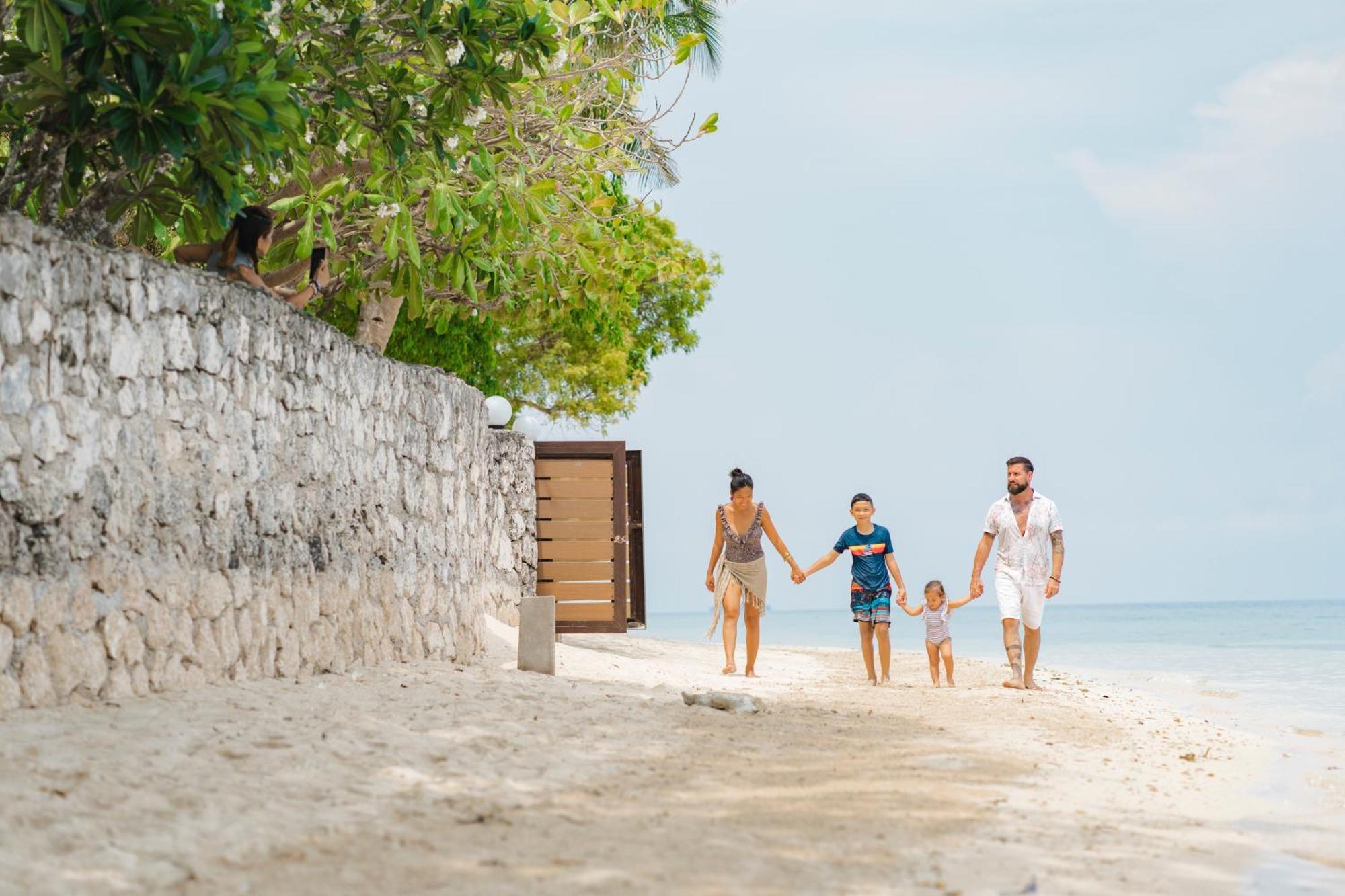 Club Serena Resort Moalboal Extérieur photo
